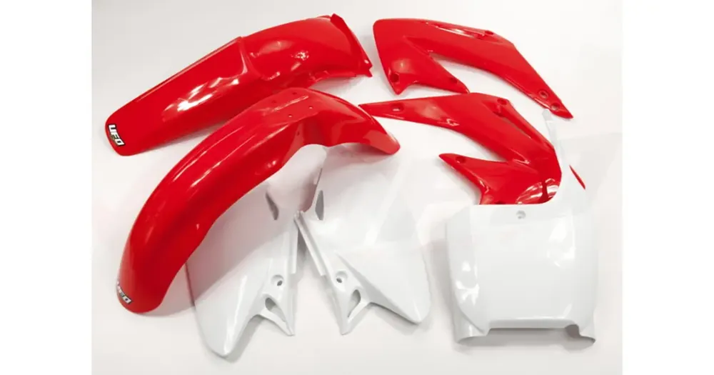 UFO Plast karoseria set red-white Honda CR 125 / 250 02-03 Alennus