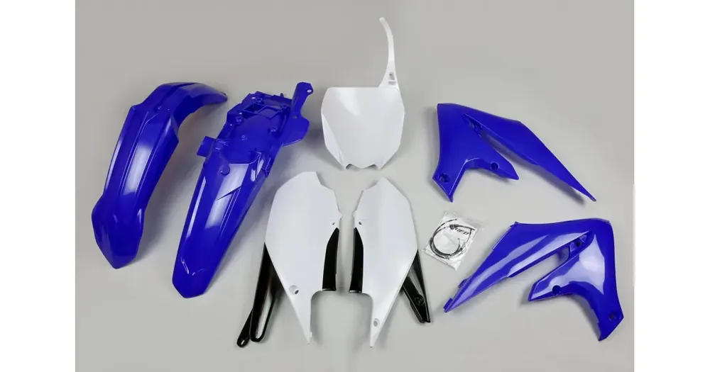 UFO Plast sinivalkomusta korin suojusten sarja Yamaha YZF 250 / 450 Suoraan Valmistajalta