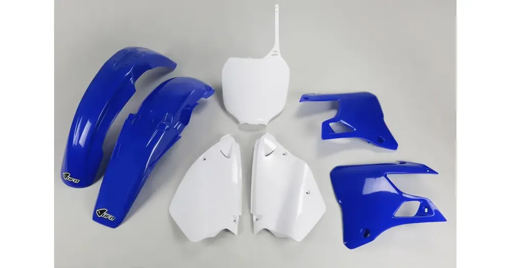Tehdashinta Korisarjan setti valko-sininen UFO Plast Yamaha YZ 125 / 250 00-01