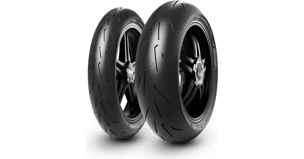 Päivän Tarjous Pirelli 180/60-17 DIABLO ROSSO IV CORSA (75W) TL M/C takarenkaan moottoripyörän katurengas