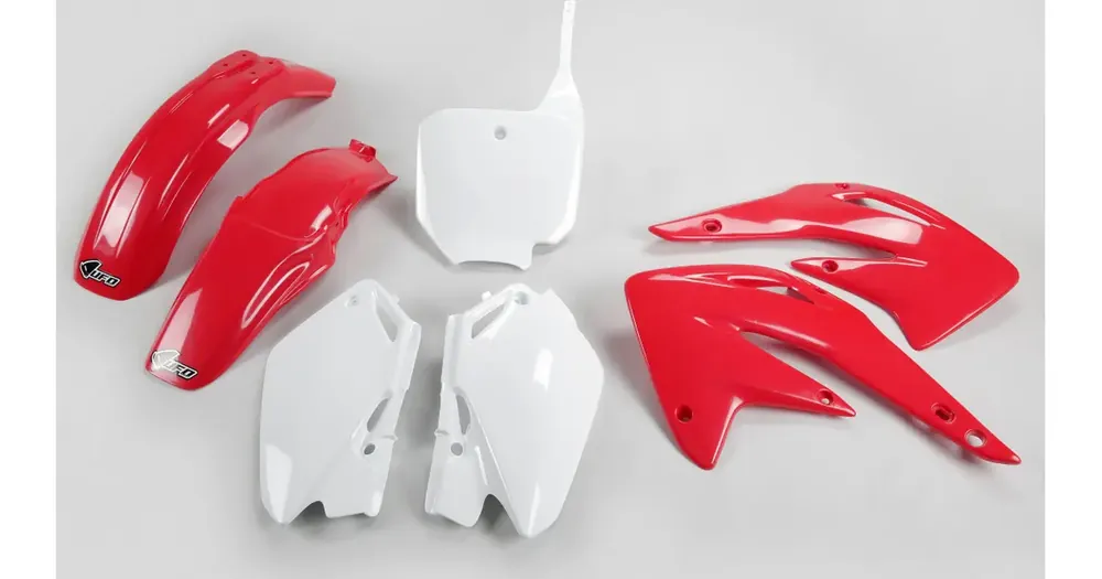 Korpusosien sarja, punavalkoinen UFO Plast Honda CR 85 03- Ajankohtainen