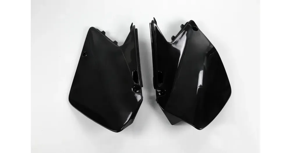 Uusi Malli Ylä takakotelon suojasarja, musta, UFO Plast, Suzuki RM 125 / 250 06-