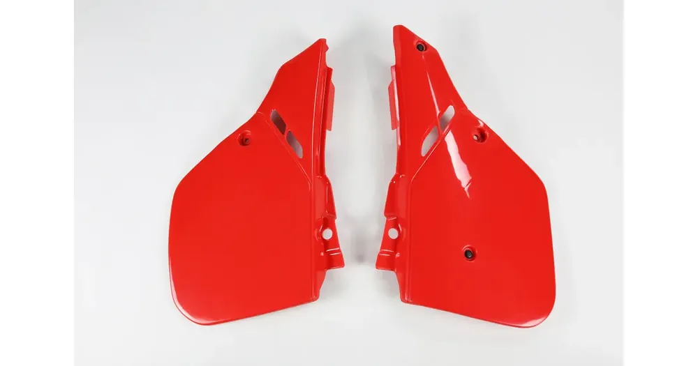 Halpa UFO Plast takakappaleiden yläosat, punainen, sarja Honda CR 125 / 250 / 500 87-88