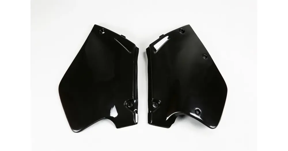 Ylä takasuojasarja musta UFO Plast Honda CR 125 / 250 95-97 Lähetetään Heti