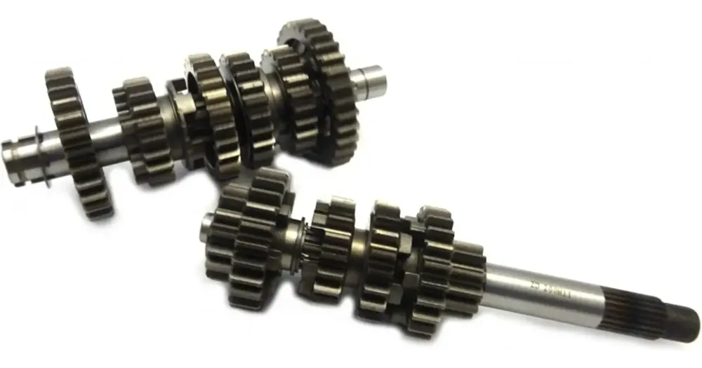 Pääakseli + vaihteiston kytkinakseli Junak RX One 125 LC Superhinta