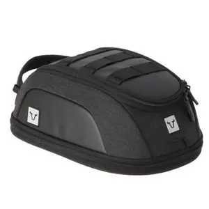 Alkuperäinen SW-MOTECH Legend Gear LT3 (5.5 Litres) Magneettikiinnitys Universal Tank bag - Musta
