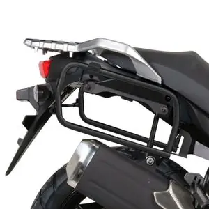 Kausialennus Shad 4P SYSTEM Laukkujen tuki