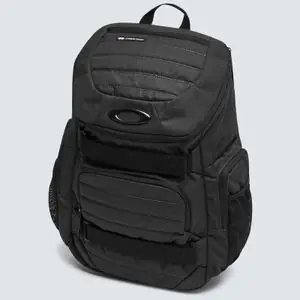 Oakley ENDURO 3.0 Blackout Reppu - Musta Ilmainen Palautus