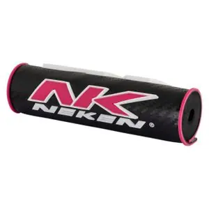 Halpa Hinta Neken 21cm Universal Ohjauspehmuste - Musta / Vaaleanpunainen
